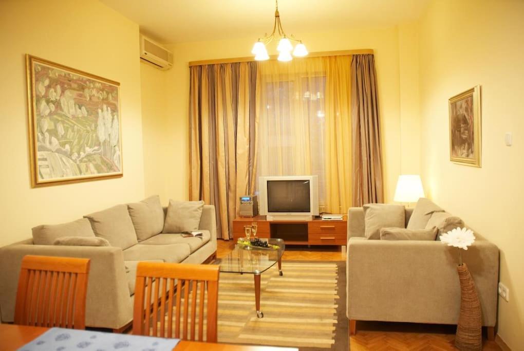 Alegra Apartment In Sofia Downtown Exterior photo